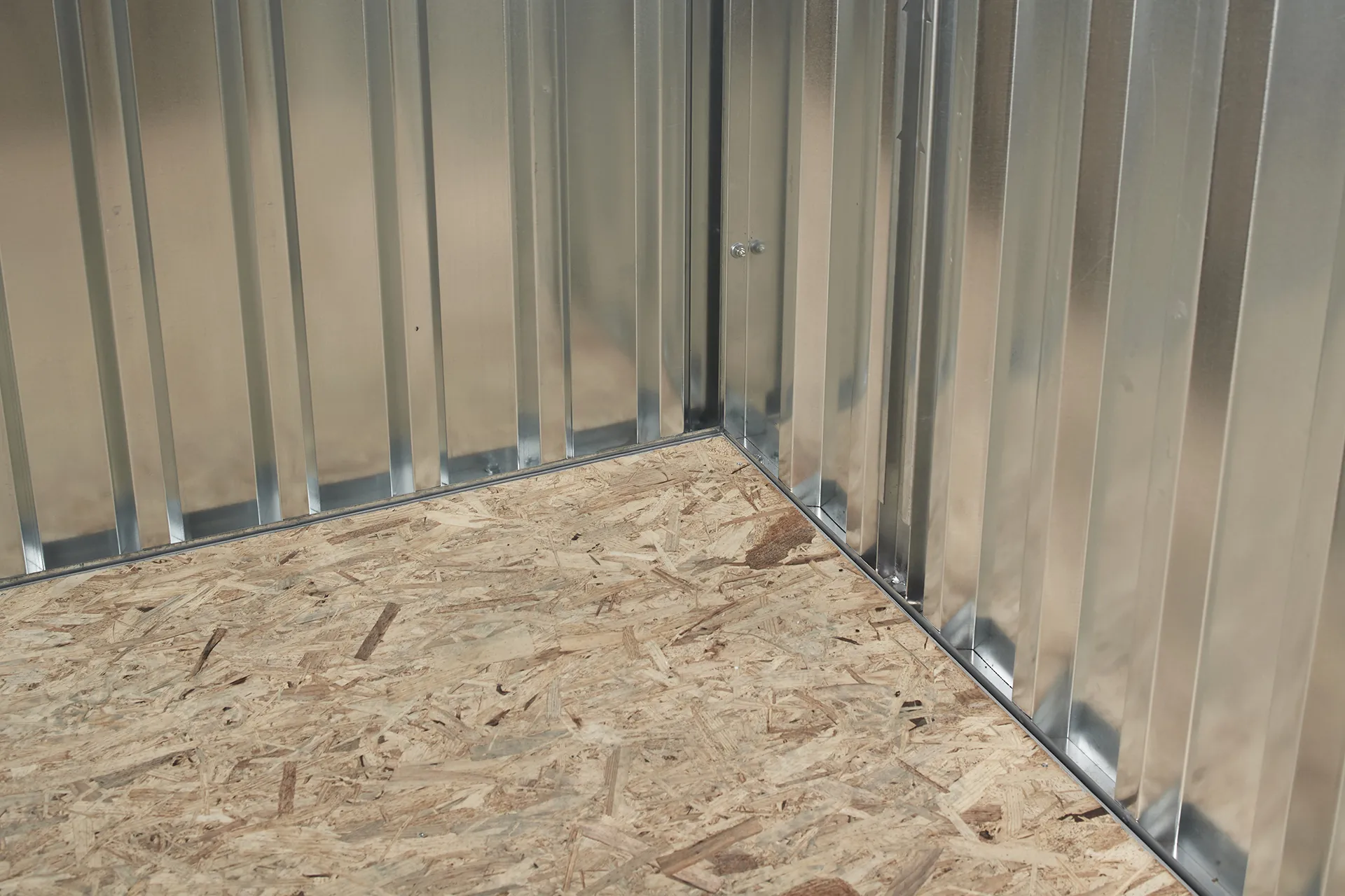 2m flat pack metal store for sale in Huntsville, Alabama